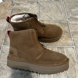 Women size 11 ugg boots in chestnut
